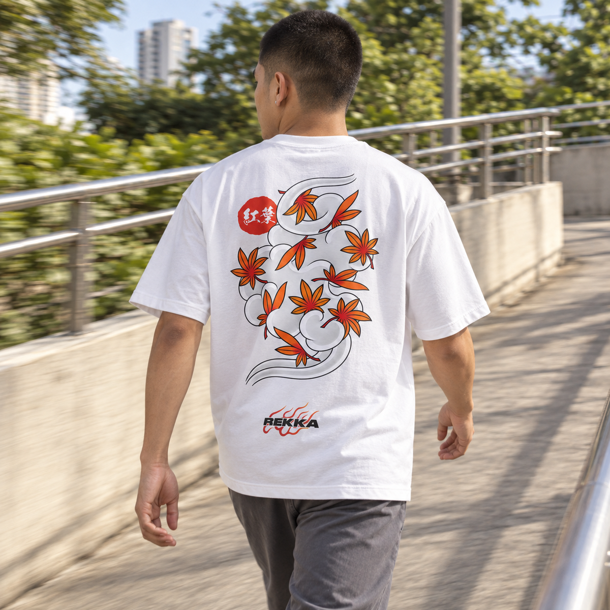 MOMIJI — Red Passage